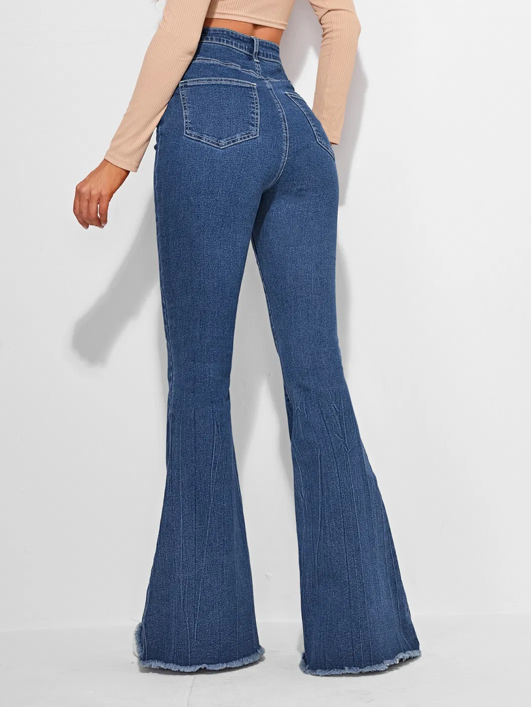 OEM&ODM New Fashion Lady High-Waisted Stretch Light Blue Color High Quality Flare Fitting with Raw Edge on Bottom Denim Jeans