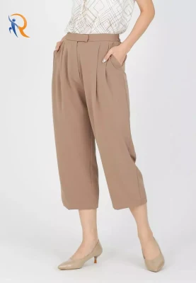 Women′s Lightweight Cropped Fashion Street Pants Casual Trousers with Side Pockets